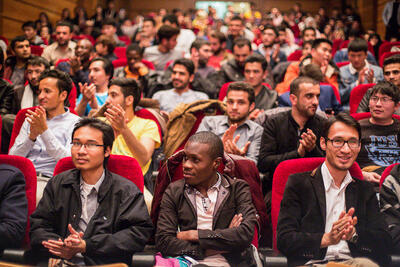  مجوز آموزش کاملاً آنلاین به دانشجویان خارجی صادر شد