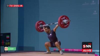  حافظ قشقایی در حرکت دوم یک ضرب موفق به مهار وزنه  126 کیلوگرم شد