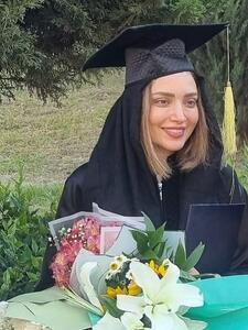  استایل بهنوش طباطبایی در جشن فارغ‌التحصیلیش