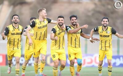  اشتباه عجیب داوری: دو کارت زرد، بدون اخراج!