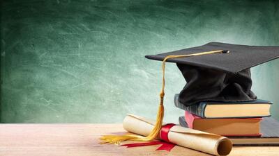  انتظار فارغ التحصیلان دانشگاه بین الملل پیام نور برای صدور دانشنامه