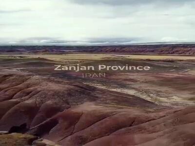  کوه‌های رنگی ماه نشان زنجان