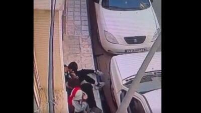  سرقت موبایل با ساطور در مشهد