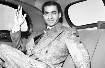   محمدرضا پهلوی با مرسدس بنز ۶۰۰ پولمن لیموزین (عکس)