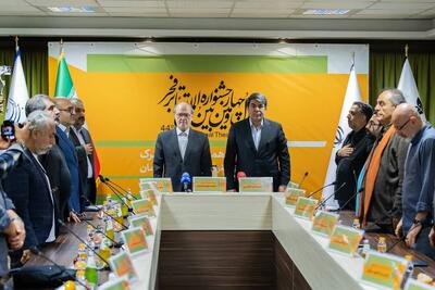  امضای تفاهم‌نامه همکاری مشترک معاونت امور هنری وزارت فرهنگ و ارشاد اسلامی و استانداری کرمان