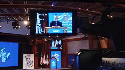  علی لاریجانی: رهبران ایران هیچگاه دشمنی با غرب نداشته‌اند/ حکومت پهلوی ملت ایران را در برابر غرب ذلیل و خوار کرد