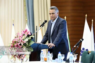  صنعت فولاد ایران سیاسی شده / چالش‌های فولاد ایران تنها ناترازی نیست