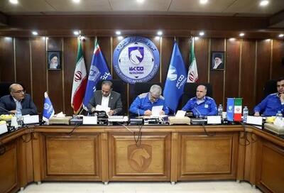  ایران خودرو و بانک تجارت برای تامین مالی و تسهیل در پرداخت‌های قطعه‌سازان تفاهم کردند