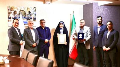  اسکی | دکتر فریبا عباسی سفیر فدراسیون اسکی و ورزش‌های زمستانی شد