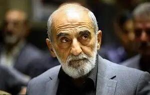  حمله شریعتمداری به مرعشی بخاطر مطرح کردن ناکافی بودن اختیارات رئیس جمهور