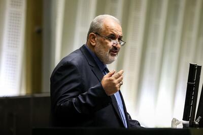  علی آبادی: عزم جدی در اجرای برنامه هفتم را در دستور کار قرار دادیم