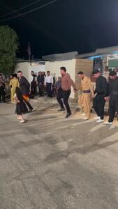  فیلم آواز محلی /  رقص ایلامی دختر بچه با بزرگترا که ذره ای کم نیاورد ...