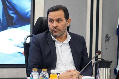  نباید اجازه دهیم موانع اداری مانع رشد صنعت فردیس شود/با محدودیت‌های اداری نمی‌توان صنعت را زنده نگه داشت