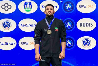  هیئت کشتی کردستان مبین را سربار موفقیت خود می داند؛ یک متر تشک به ما ندادند!