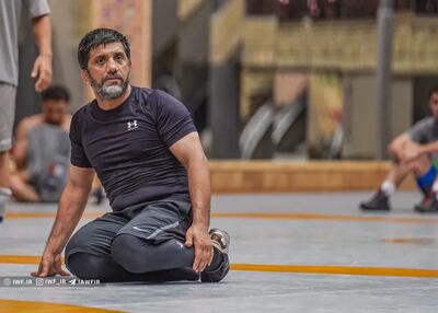  دبیر: وقتی تختی کمک می کرد، دوربینی وجود نداشت!