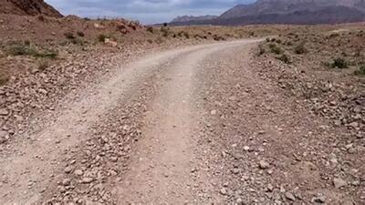  گلایه اهالی روستای ده محمدا آسفالت فرسوده + فیلم