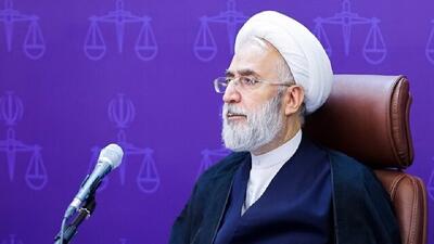  هیچ قاضی حق ندارد بدون دلایل قانونی، شخصی را احضار یا از آزادی محروم کند