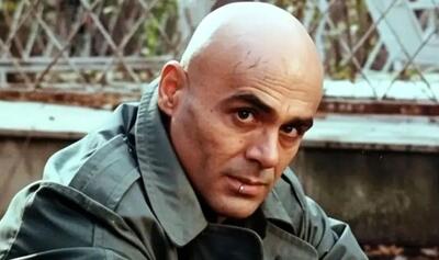  «جمشید هاشم‌پور» در کنار دختر و همسرش؛ سال 1396