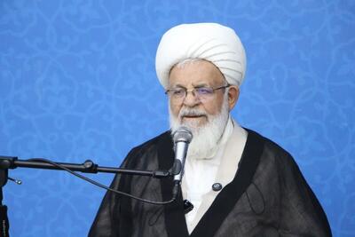  امام جمعه یزد: تبیین واقعیت‌ها رسالت اصلی خبرنگاران است