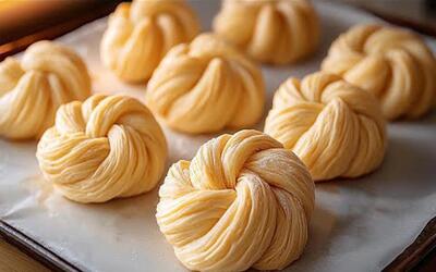  طرز تهیه شیرینی بقچه ای برای چای عصرانه فقط با مخمر و ماست