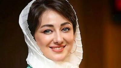  عکس‌های دیده‌نشده از ویدا جوان با لباس عروس منجق‌دوزی شده؛ چهره‌ای سرد و خسته!