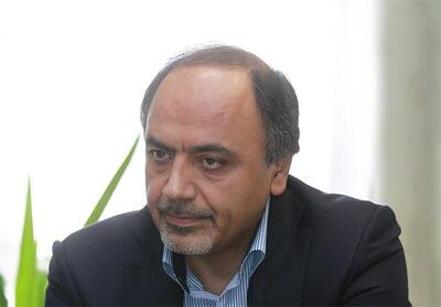  حمله کیهان به معاون سیاسی دفتر رئیس‌جمهور در دوره روحانی: ابوطالبی مانند نوکر خانه‌زاد کدخدای آمریکایی عمل می‌کند
