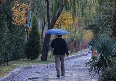  وضعیت دما و بارش کشور تا پایان آذرماه / هواشناسی: پیش‌بینی می‌شود در استان‌های غربی از جنوب غرب تا شمال غرب و بخش‌هایی از زاگرس میانی، میانگین بارش شدیدا کمتر از نرمال باشد