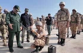  بازدید سرلشکر عبدالهی از تاسیسات زیرزمینی نیروی دریایی سپاه + ویدئو
