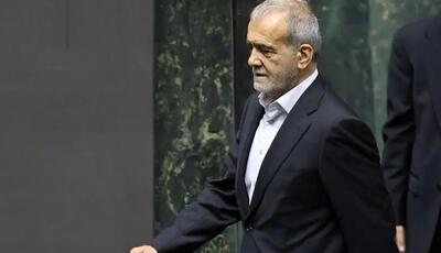  پزشکیان وارد مجلس شد