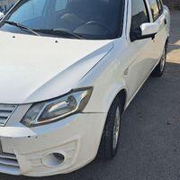  مزایده زیر قیمت بازار  ساینا  رنگ : سفید  مدل : 98