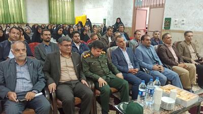  یادواره ۴۵ شهید دانش‌آموز کنگاور برگزار شد