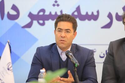  مدیرکل امور شهری استانداری کرمان: آینده توسعه شهرها در گرو سرمایه‌گذاری و درآمد پایدار است