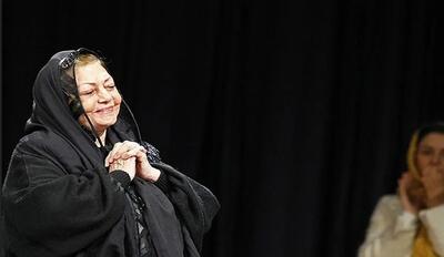  عکسی زیرخاکی از زیبایی حیرت انگیز نادره خیرآبادی در اوایل ازدواج