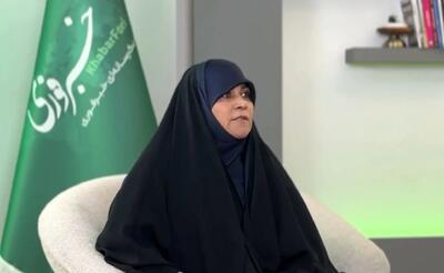  برای لایحه حجاب، شهید رئیسی گفت به بهادری جهرمی زنگ بزن، 3 روز پاسخم را نمی داد/ من را خیلی به تلویزیون نمی‌بردند/ همسرم به من گفت آقای علم‌الهدی در خطبه‌های نماز عید فطر نابودت کرد/ برادر داماد یک مسئول مگر یک جایگاه حقوقی است؟!