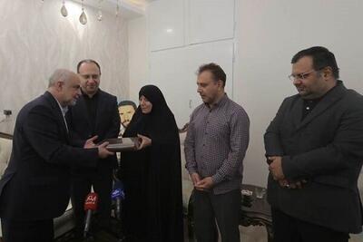  ۱۱ هزار فرزند شهید از نخبگان کشور هستند