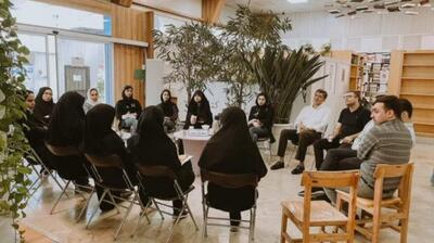  میگنا - گفت‌وگو  از خانه تا کتابخانه