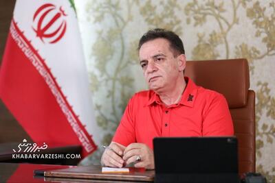  کنایه سنگین مالک تراکتور به استقلال و تاجرنیا - پارس فوتبال