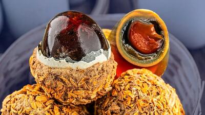  بررسی غذاهای غیرمعمول در جهان؛ از جنین پخته تا نوشیدنی‌های خاص+ عکس