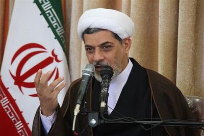  استاد رفیعی: حضرت زهرا (س) یک بانوی سیاسی در صحنه دفاع از حق بود
