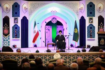  آیت‌الله علم‌الهدی: پیرغلام، زیباترین عنوان برای دلداده سیدالشهدا(ع) است | تمام هستی غلام متعلق به ارباب است