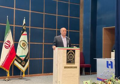  فرماندار خرم‌آباد: دیدن چراغ خودروی پلیس در دل تاریکی حس آرامش را زنده می‌کند - تسنیم
