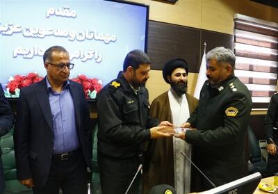  تأکید فرماندار فیروزکوه بر تقویت زیرساخت‌های انتظامی در آستانه انتخابات - تسنیم