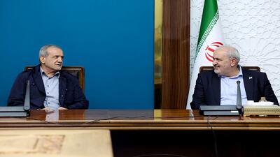  پزشکیان: استفاده از ظرفیت نخبگان، از ارکان اصلی تصمیم‌سازی در مدیریت چالش آب است