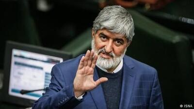  انتقاد تند علی مطهری از نصب مجسمه شاپور در میدان انقلاب!