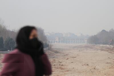  هوای اصفهان آلوده است