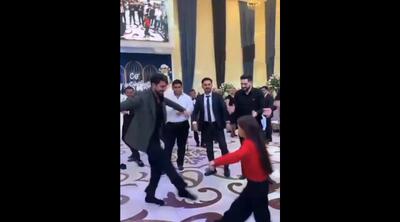  اجرای رقص هماهنگ پدر و دختر با موسیقی آذری (فیلم)