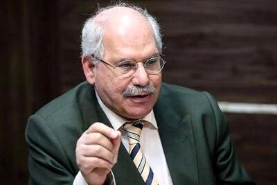  مسئولان درباره قیمت بنزین درگیر سفسطه شده‌اند