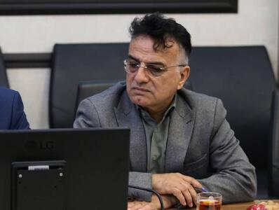  مومنی:جذب متخصصان چشم‌پزشکی و جراحی عمومی به‌سختی میسر می‌شود