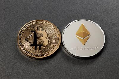  آغاز محتاطانه هفته برای صندوق‌های ETF بیت‌کوین؛ تداوم درخشش سولانا