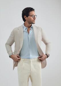  راهنمای ست کردن استایل مردانه، از تیشرت و پیراهن تا کت | اقتصاد24